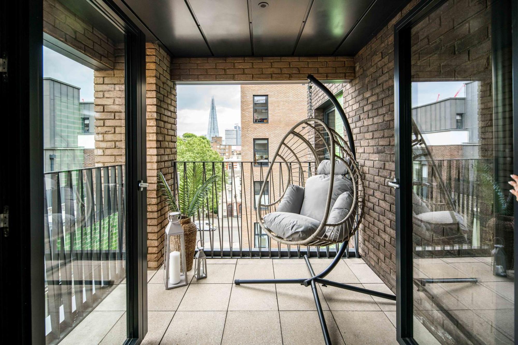 Appartement 16 Minutes Walk To Eye, Shard View And Balcony Londres